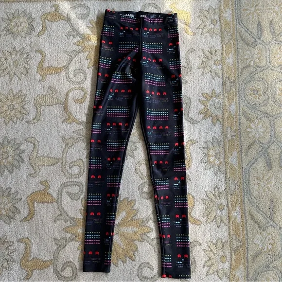 Blackmilk Space Invaders Leggings XXS - Picture 4 of 10